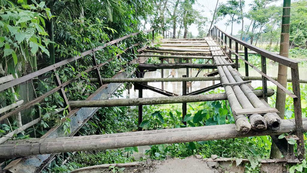 সেতু নয়, সেতুর কঙ্কাল