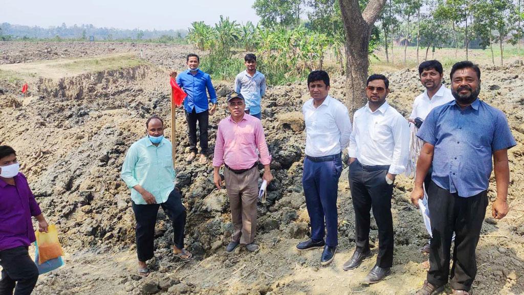 চট্টগ্রামে অবৈধ দখলে থাকা ১.১২ একর খাস জমি উদ্ধার 