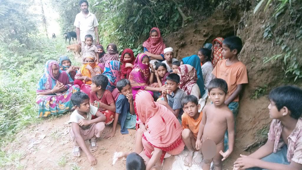 সীমান্তে ফের উত্তেজনা: গুলি পড়ল বাংলাদেশে, ২০ পরিবারকে স্থানান্তর