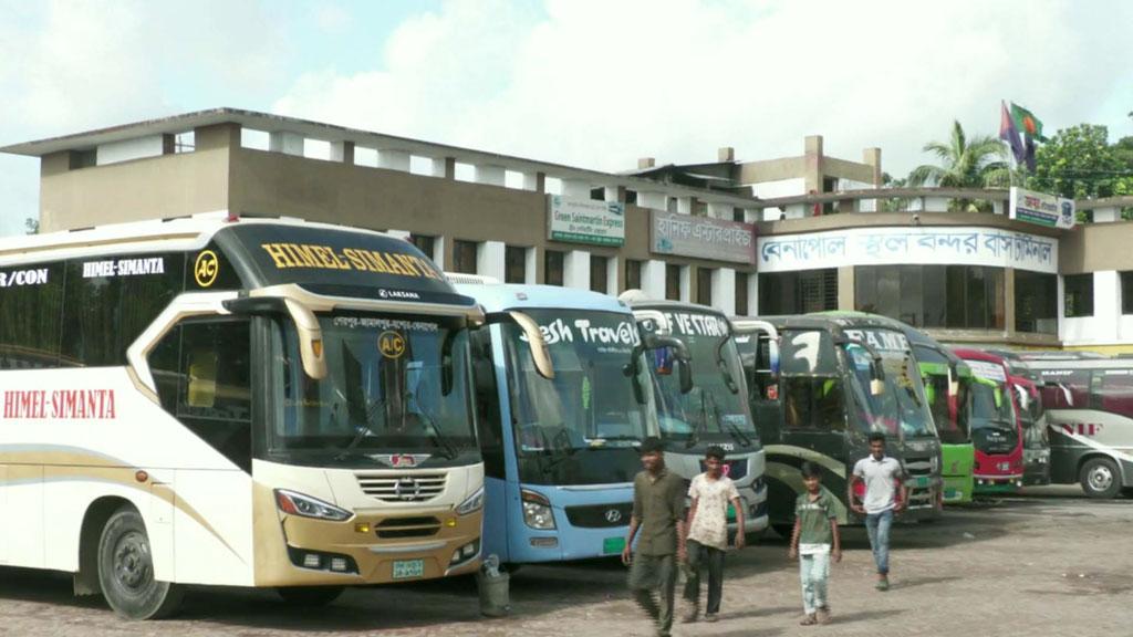 বেনাপোল বন্দরে বাস চলাচল বন্ধ, স্বাভাবিক আমদানি-রপ্তানি 