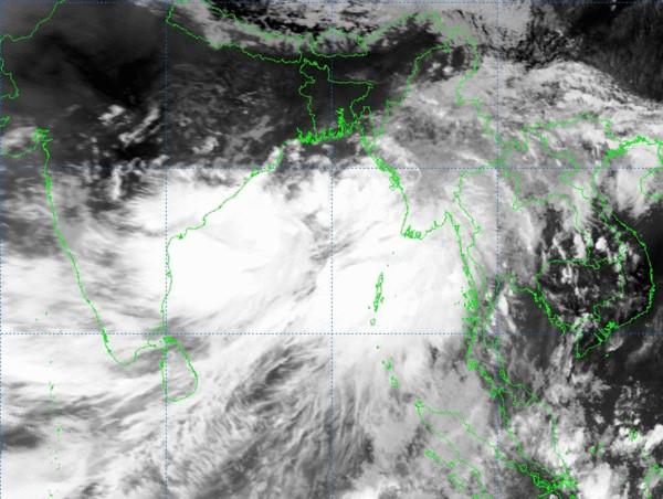 ঘূর্ণিঝড় মোকাবিলায় চট্টগ্রাম বন্দরের প্রস্তুতিমূলক সভা 