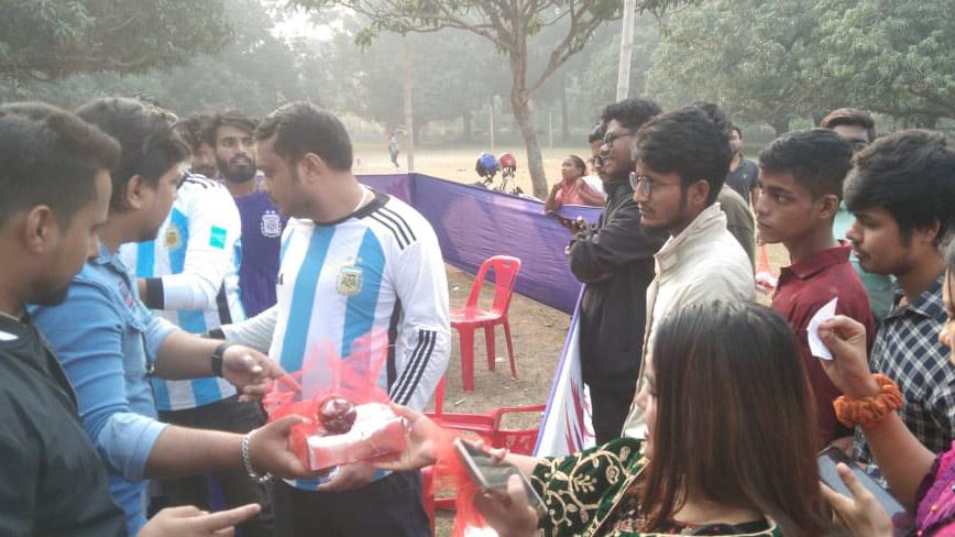 আর্জেন্টিনার জয়ে রাবি শিক্ষার্থীদের গরু-খাসি ভোজ