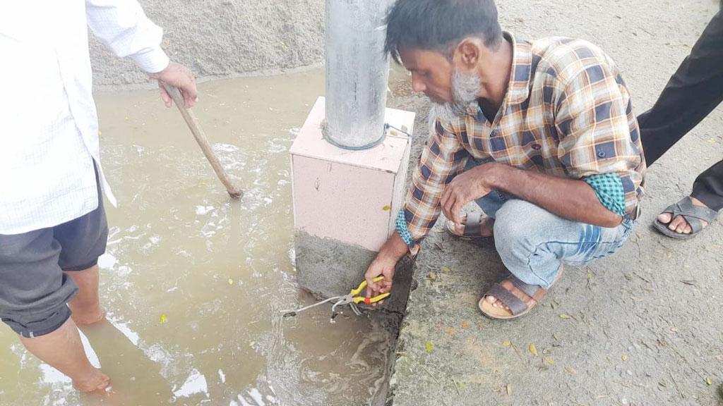 সৈয়দপুরে ৫৫টি ল্যাম্পপোস্টের বৈদ্যুতিক তার চুরি