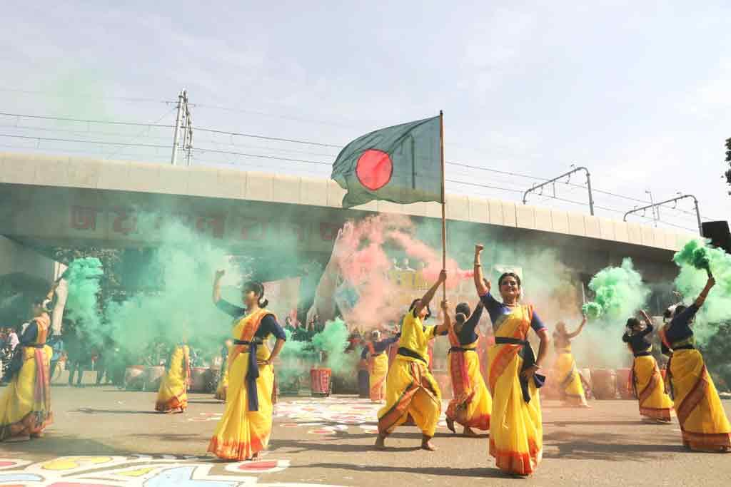 ঢাবিতে ছাত্রলীগের আয়োজন ‘মেট্রো অ্যাট টিএসসি: থ্যাংক ইউ শেখ হাসিনা’