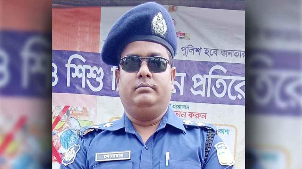 অটোচালককে পিটিয়ে ভাইরাল হওয়া সেই এসআইকে প্রত্যাহার