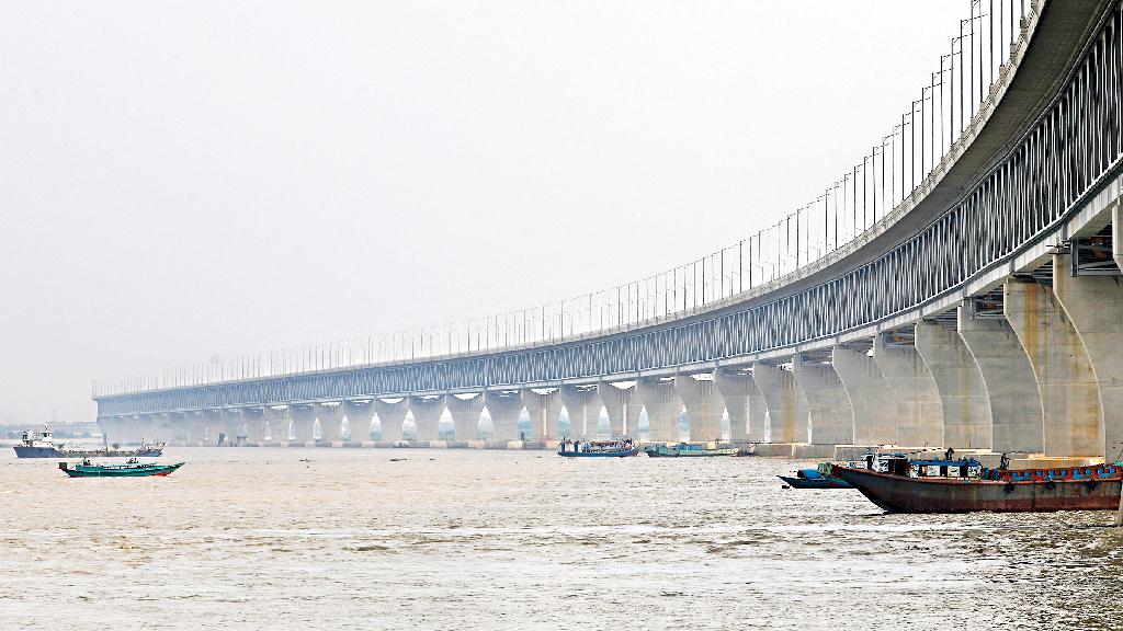 পদ্মা সেতু হয়ে শুরুতে চলতে পারে ৬ ট্রেন