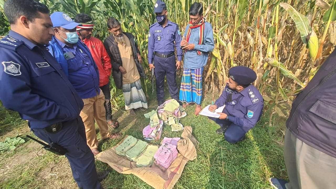 ৪২ দিন পর ভুট্টাখেতে মিলল ছিনতাই হওয়া ব্যালট