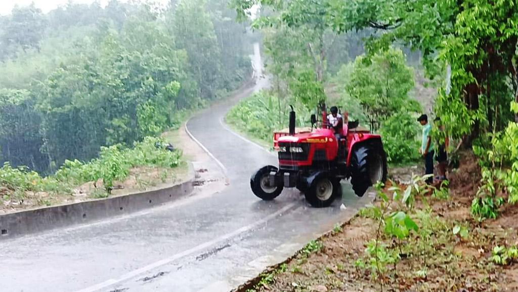 মানিকছড়িতে ট্রাক্টর-মোটরসাইকেলের সংঘর্ষে নিহত ১ 