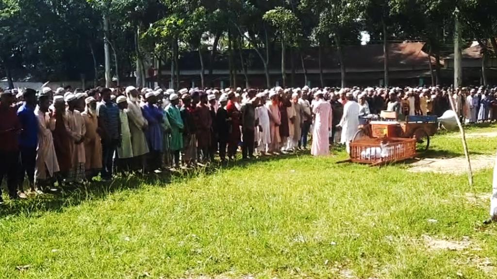 বেরোবি শিক্ষার্থী আবু সাঈদের দাফন সম্পন্ন, জানাজায় মানুষের ঢল