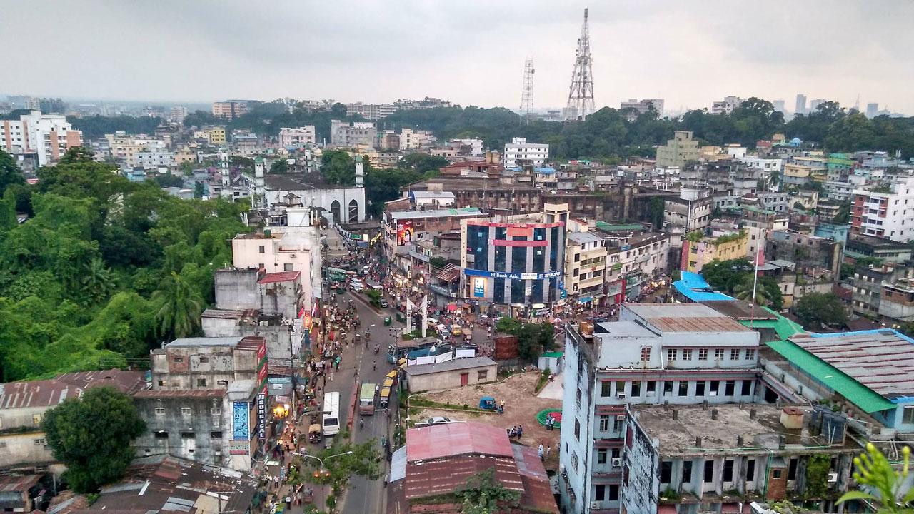 ঐতিহ্যবাহী ওয়ার্ডে হকারের উৎপাত