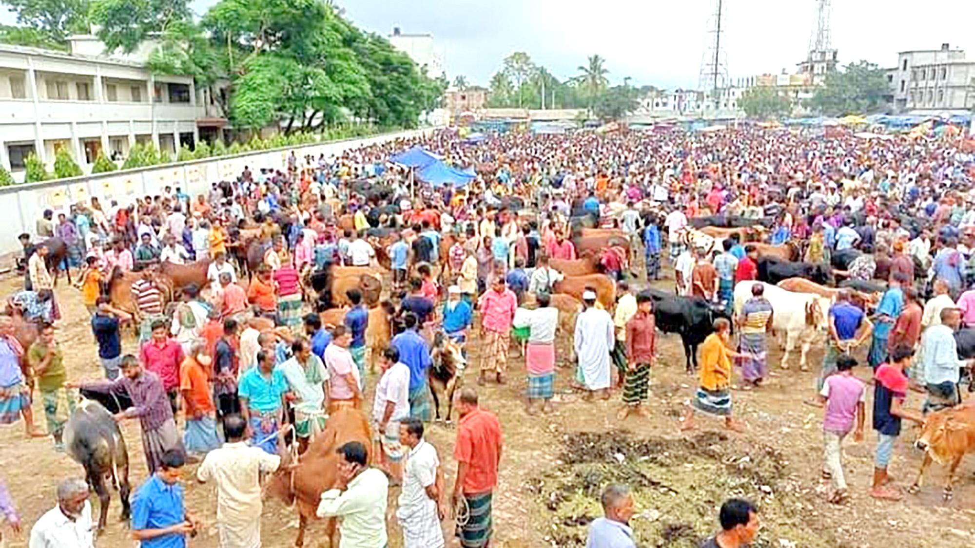 বেশি খাজনা আদায়ের টাকা একা খান না