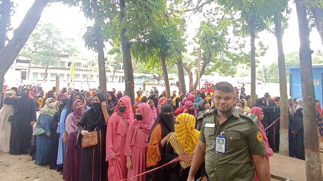 কক্সবাজার পৌর নির্বাচন: শান্তিপূর্ণভাবে চলছে ভোট গ্রহণ