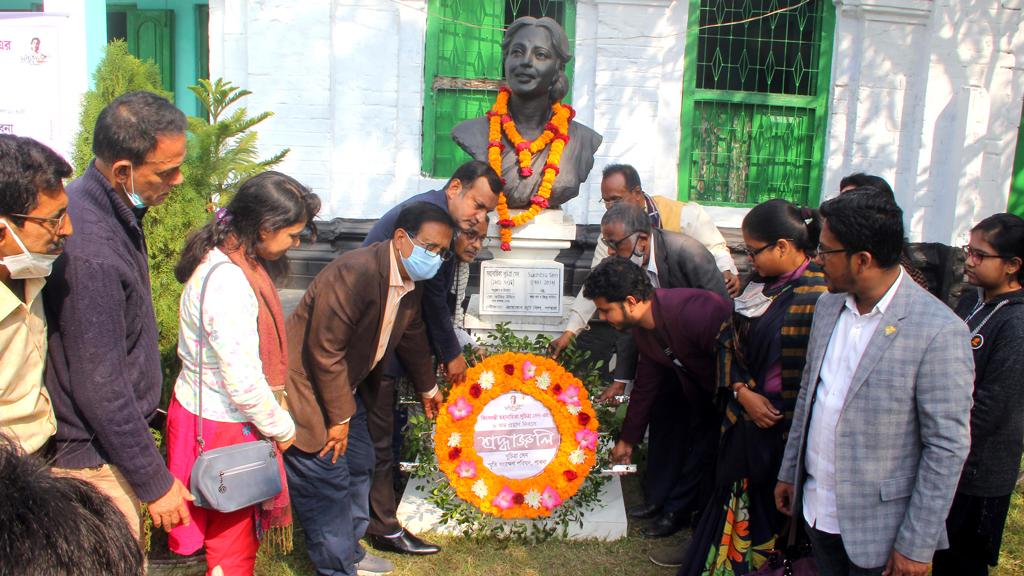 সুচিত্রা সেনের পৈতৃক বাড়ি আজও হয়নি সংগ্রহশালা