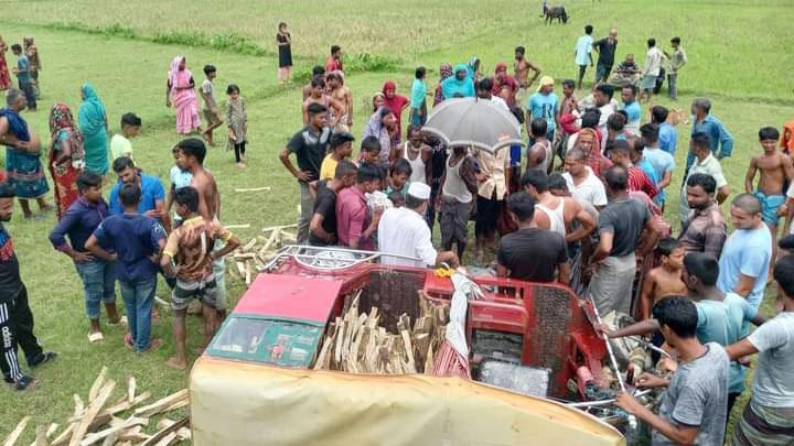 জগন্নাথপুরে টমটম উল্টে চালক নিহত