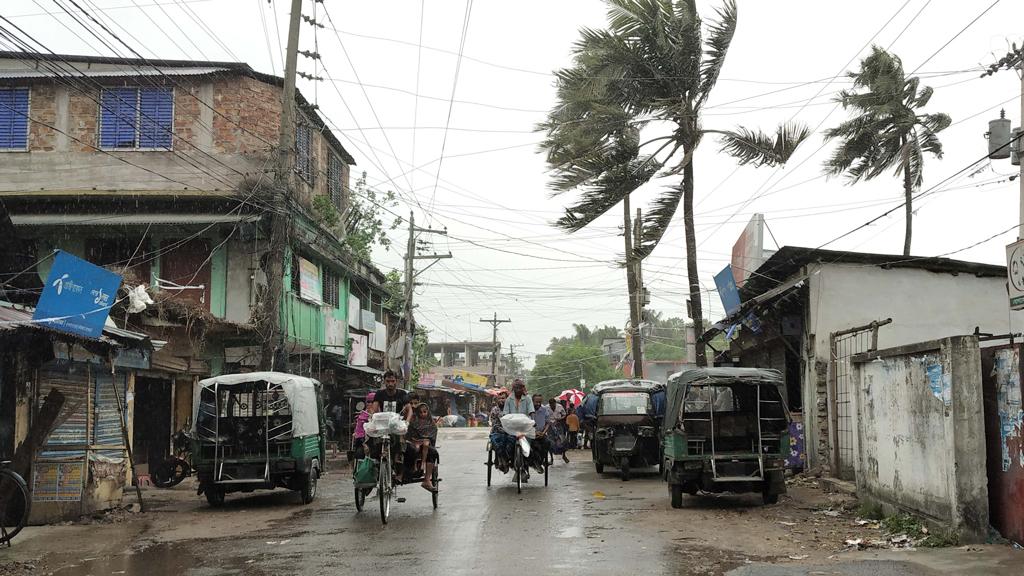 বাগেরহাটে ৫ লক্ষাধিক মানুষ বিদ্যুৎ বিচ্ছিন্ন