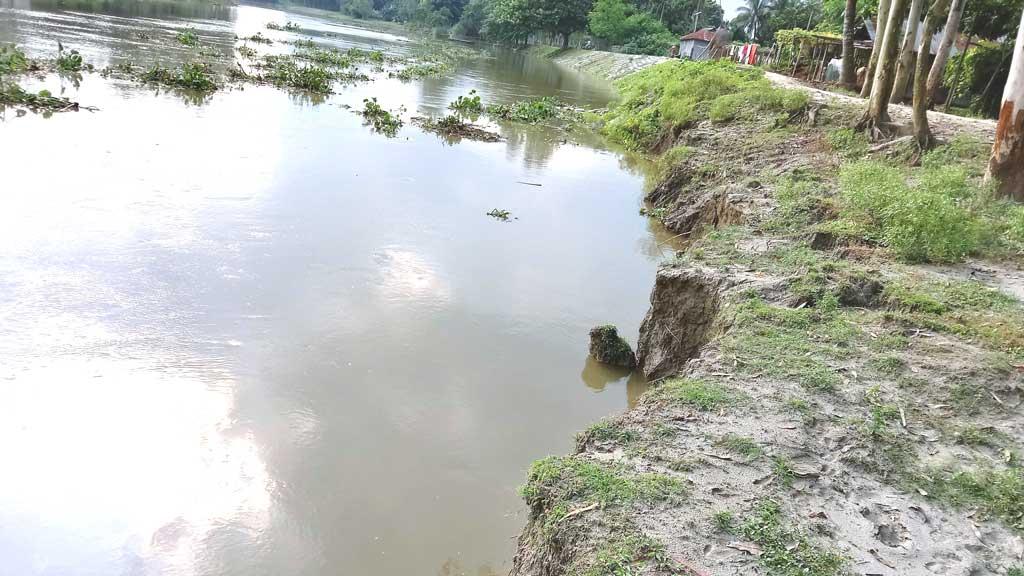 ঘাঘট নদীতে বিলীন ১০ হাজার হেক্টর জমি, ভাঙনরোধে নেই সরকারি ব্যবস্থা