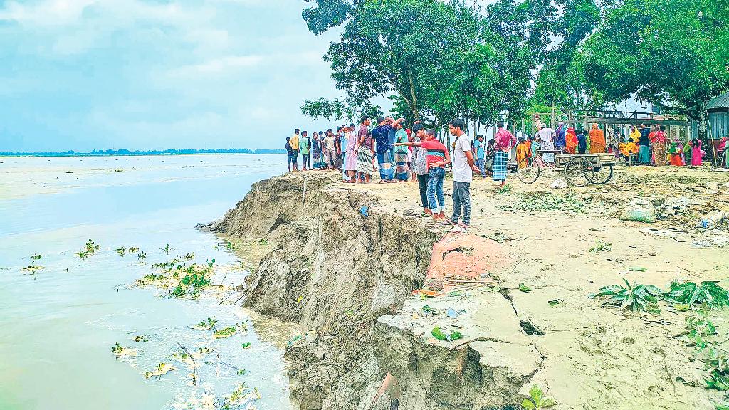 দিশেহারা গাইবান্ধা ও কুড়িগ্রামের নদীপারের মানুষ