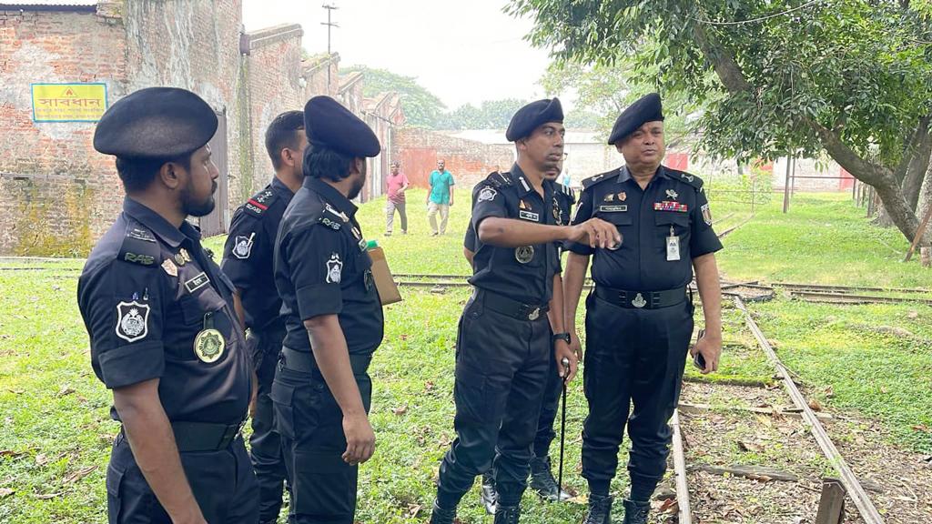 ত্বকী হত্যাকাণ্ড: আসামিকে নিয়ে আজমেরী ওসমানের টর্চার সেল পরিদর্শেন র‍্যাব