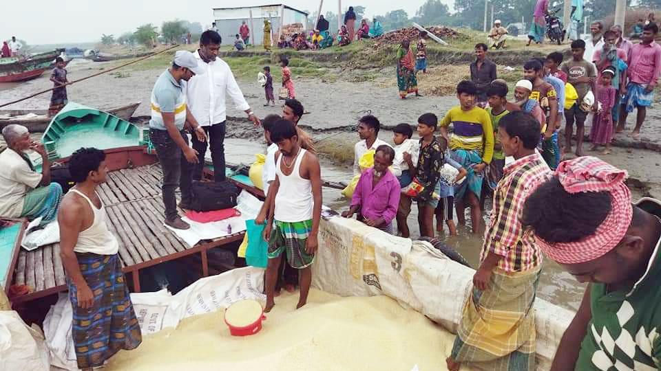 ত্রাণ পেল দেড় হাজার জেলে