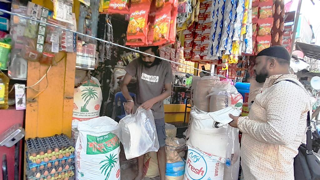 চালের চেয়ে আটার দাম বেশি, বেকারিশিল্প বন্ধের আশঙ্কা