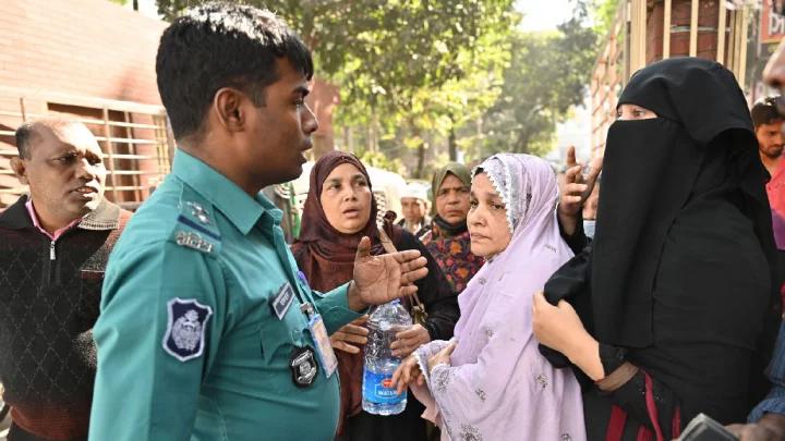 রোগীর স্বজনকে মারধর: অভিযুক্ত ওসি-এসআই  অনুপস্থিত আড়াই মাস