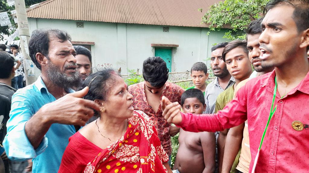 আড়াইহাজার পৌর নির্বাচন: স্বতন্ত্র প্রার্থীকে ভোট দেওয়ায় মারধরের অভিযোগ 