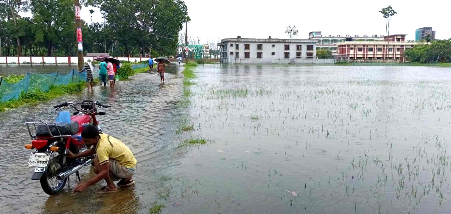 কুষ্টিয়ায় ৪৮ ঘণ্টায় ২৪১ মিলিমিটার বৃষ্টিপাত, ৫ বছরে সর্বোচ্চ 