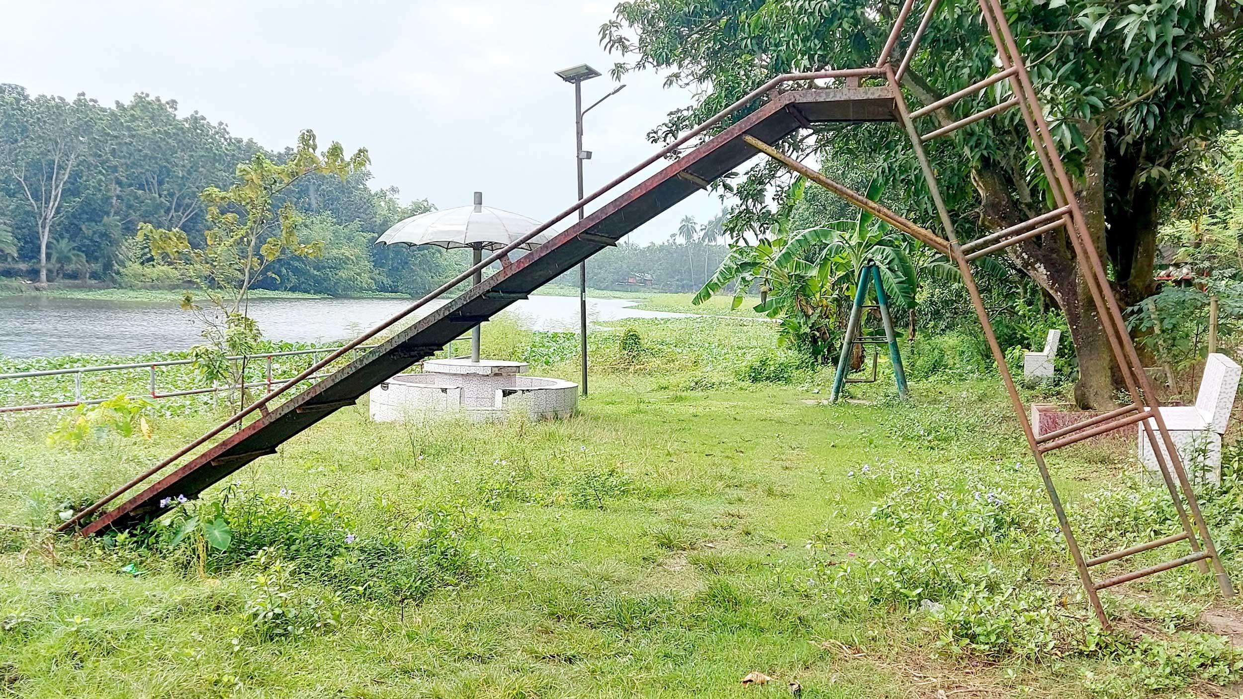 নির্মাণের ৪ বছরেই পরিত্যক্ত ইকোপার্ক 