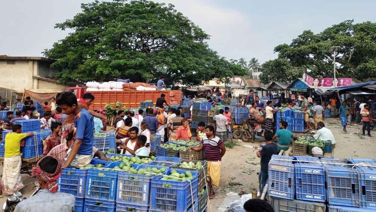 যে বাজারে ৪৭ কেজিতে মণ