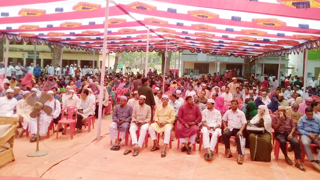 ক্রীড়া প্রতিমন্ত্রীর অনুষ্ঠানে বাধ্যতামূলক উপস্থিতির নির্দেশ, শিক্ষকদের অসন্তোষ