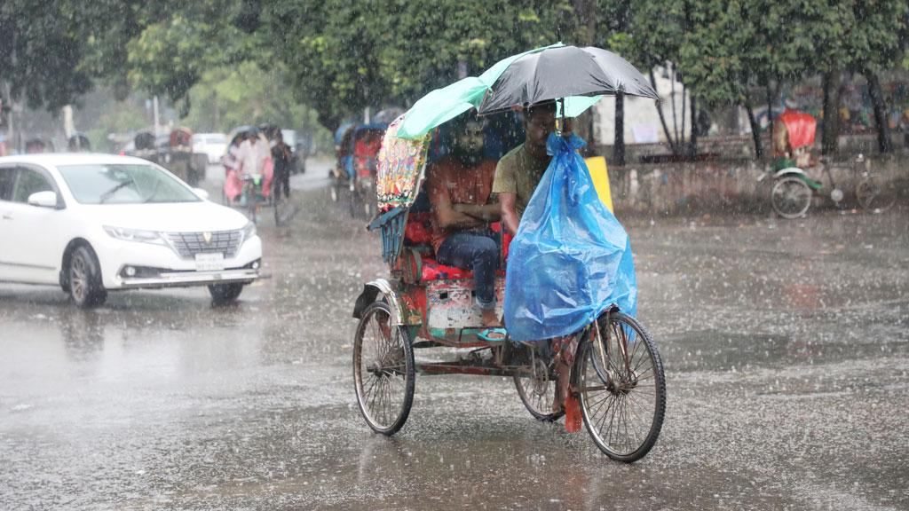 তাপপ্রবাহের পর স্বস্তির ক্ষণিক বৃষ্টি 