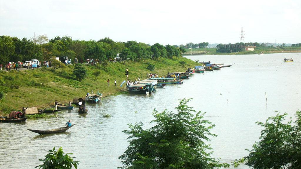 ঢাকার পাশে ‘রিল্যাক্স’ ভ্রমণ