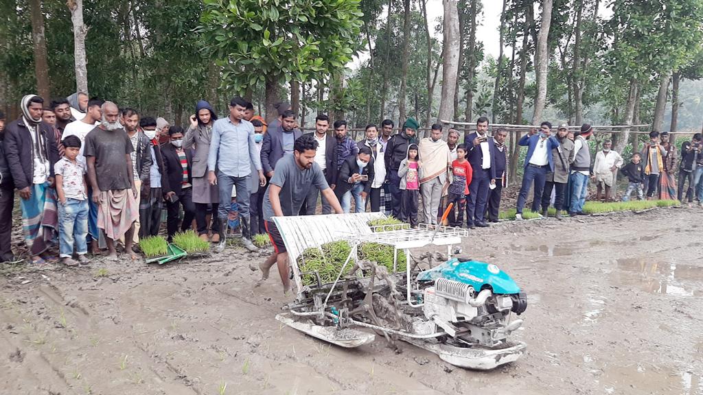 মতলব উত্তরে সমলয় পদ্ধতিতে চাষাবাদ শুরু