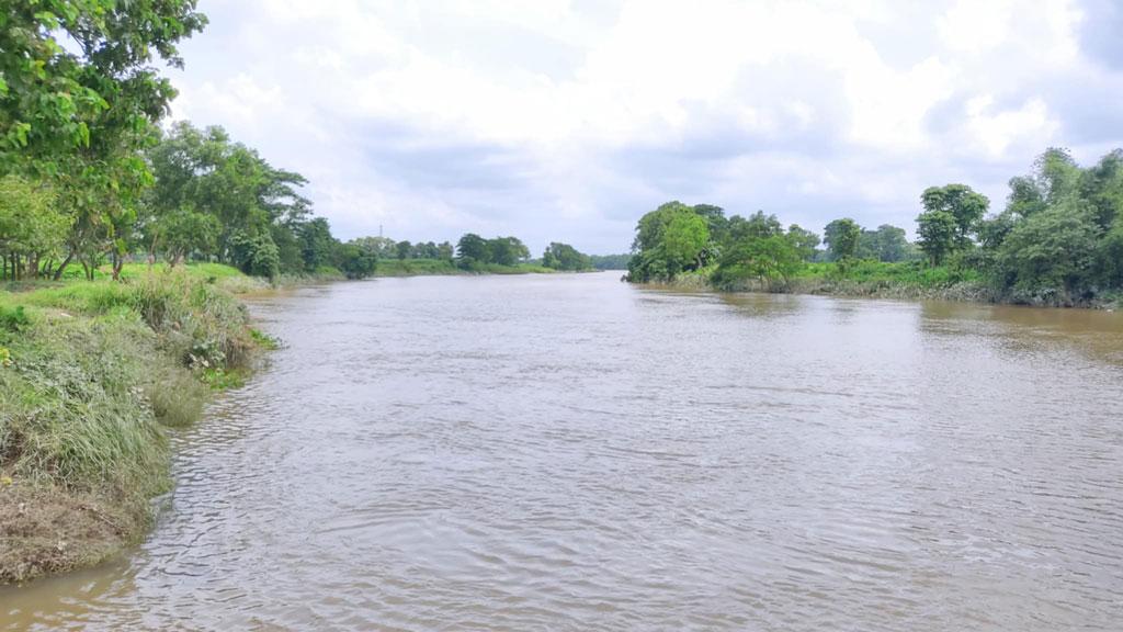 ভারী বর্ষণ ও উজানের ঢলে গোমতিতে ফিরেছে প্রাণ