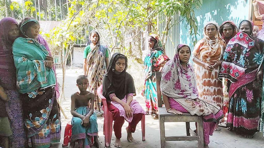 রায়পুরের ৩ জেলে এখনো নিখোঁজ, পরিবারে কান্নার রোল