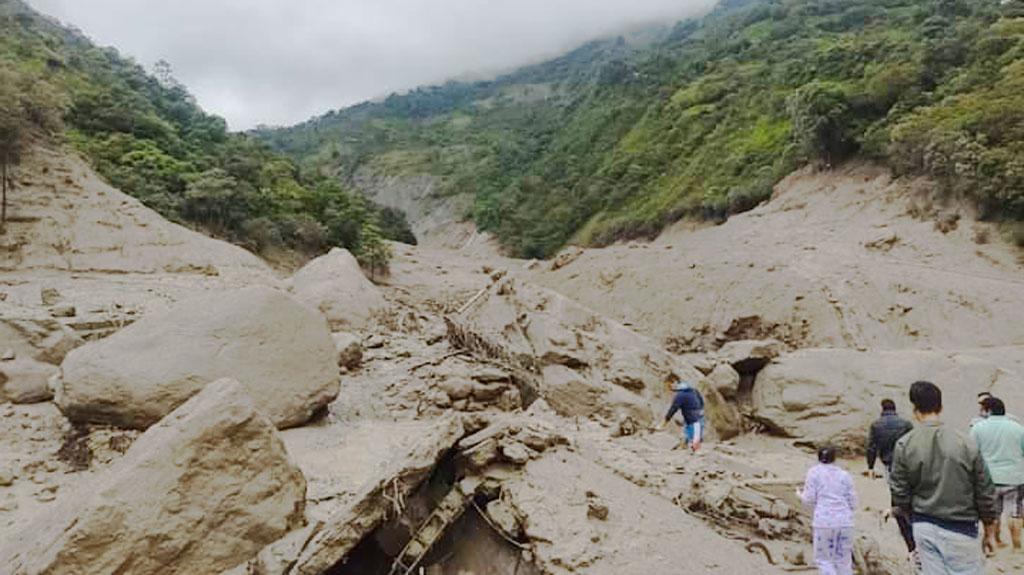 কলম্বিয়ায় ভূমিধসে নিহত ৮ 