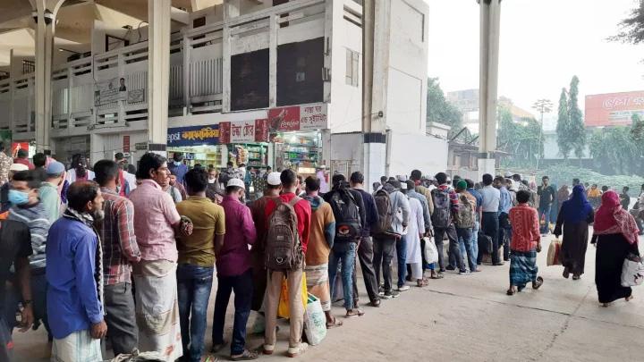 পরিচয়পত্রে কালোবাজারি ঠেকানো নিয়ে নানা প্রশ্ন