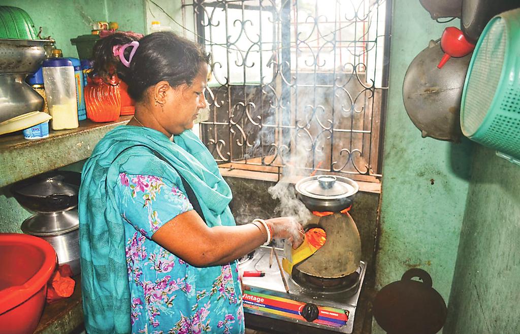 চট্টগ্রামে গ্যাসহীন এক দিন