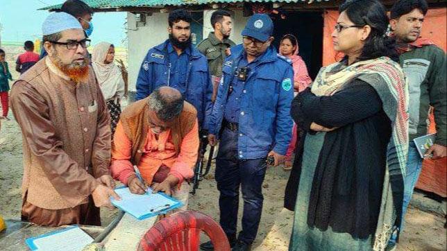 আশ্রয়ণ প্রকল্পের ঘর ৭০ হাজারে বিক্রি, কারাদণ্ড