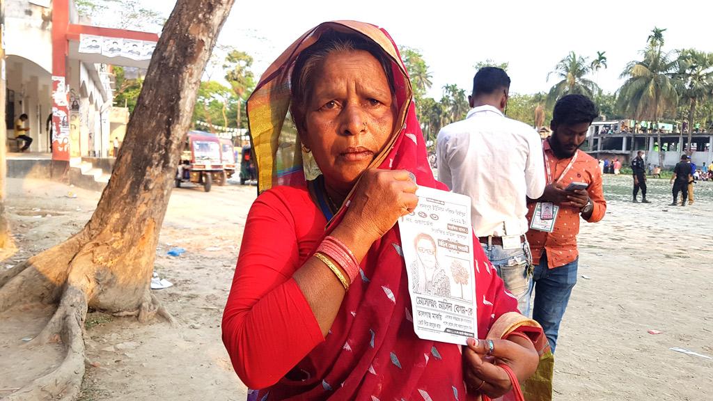 ভোটে আবার অংশ নিতে চান ভিক্ষুক নাসিদা