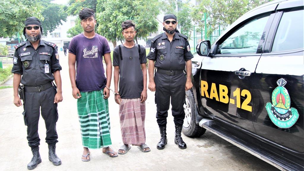 ধর্ষণচেষ্টার ভিডিও ছড়িয়ে দেওয়ার হুমকি, গ্রেপ্তার দুই যুবক