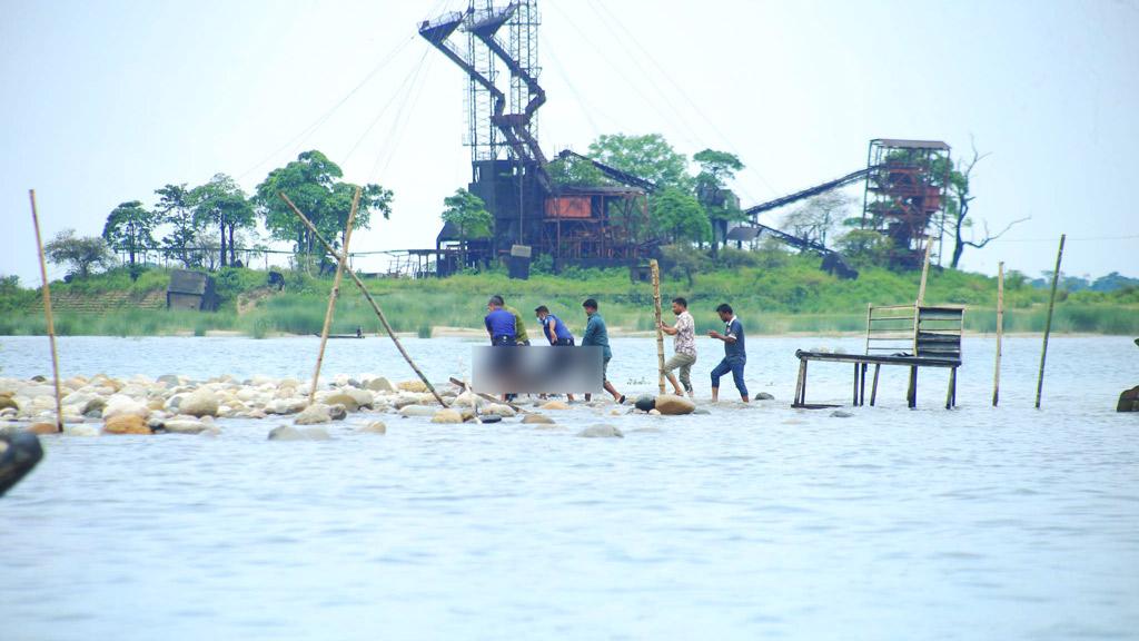 সিলেটে নদীতে সাঁতার কাটতে গিয়ে নিখোঁজ পর্যটক, পরে মরদেহ উদ্ধার