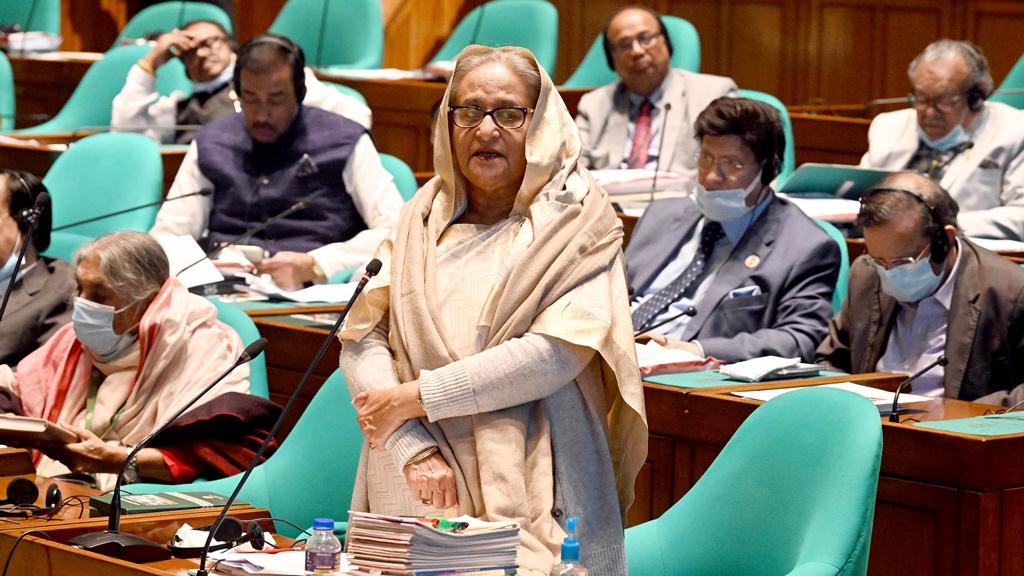 স্মার্ট বাংলাদেশ নির্মাণ করাই জাতির পিতার রক্তের ঋণ শোধ করা: প্রধানমন্ত্রী