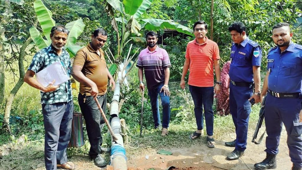 মধুমতি নদী থেকে অবৈধ বালু উত্তোলন বন্ধ করল প্রশাসন